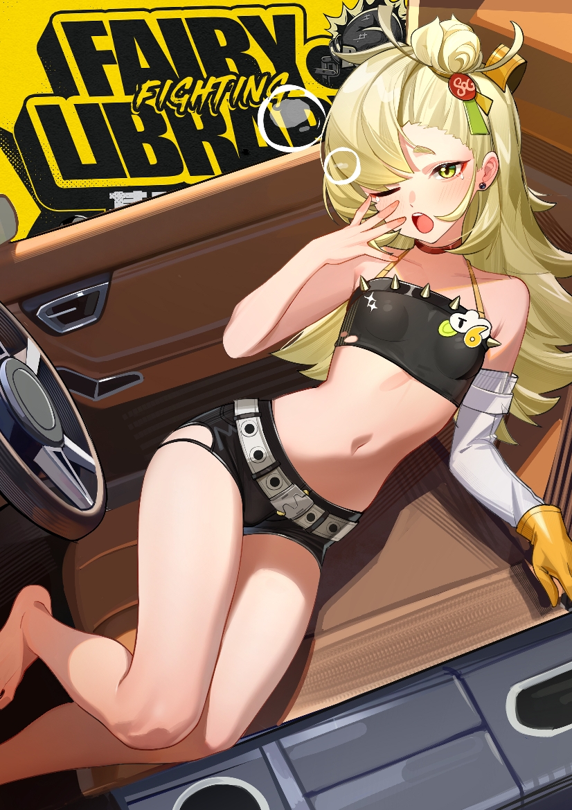 1girl, bandeau, bare_legs, belt, black_shorts, blonde_hair, breasts, choker