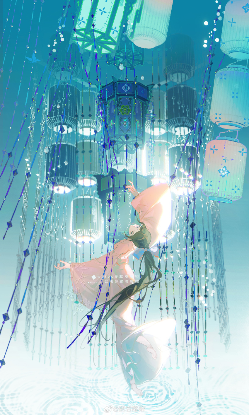 1girl, absurdres, black_eyes, black_hair, blue_background, bow, chinese_clothes, chinese_commentary