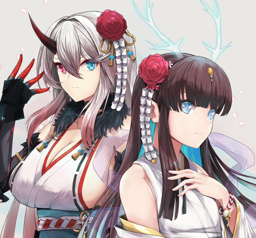 2girls, aqua_hair, blue_eyes, bracelet, breasts, bright_pupils, brown_hair, cleavage