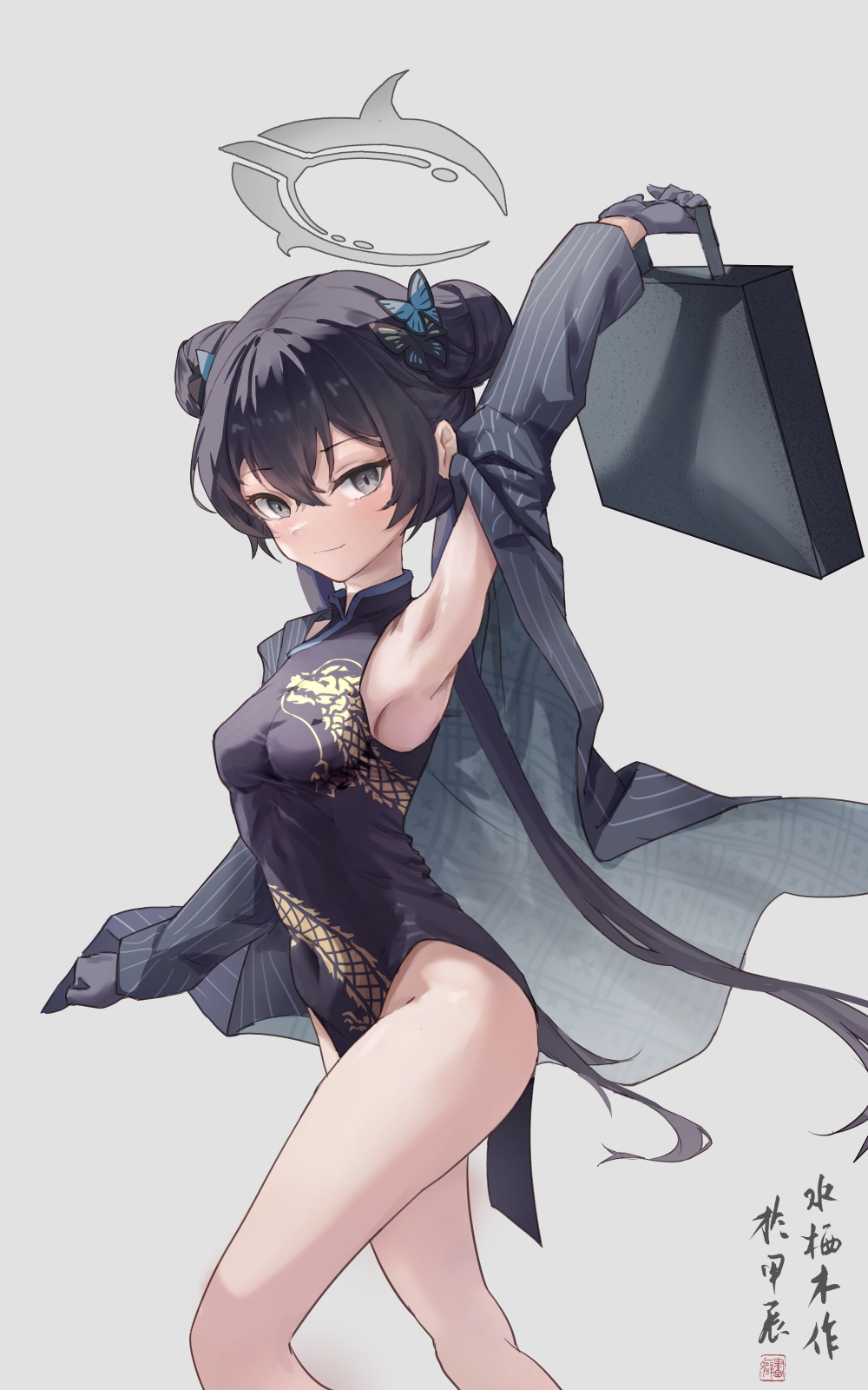 1girl, armpit_focus, armpits, black_dress, black_gloves, black_hair, blue_archive, breasts, butterfly_hair_ornament, china_dress, chinese_clothes, coat, commentary_request, double_bun, dragon_print, dress, gloves, grey_coat, grey_eyes, grey_halo, hair_bun, hair_ornament, halo, highres, holding, holding_suitcase, kisaki_(blue_archive), long_hair, looking_at_viewer, no_panties, shuiqimu, simple_background, sleeveless, sleeveless_dress, small_breasts, smile, solo, striped_coat, suitcase, translation_request, vertical-striped_coat, white_background