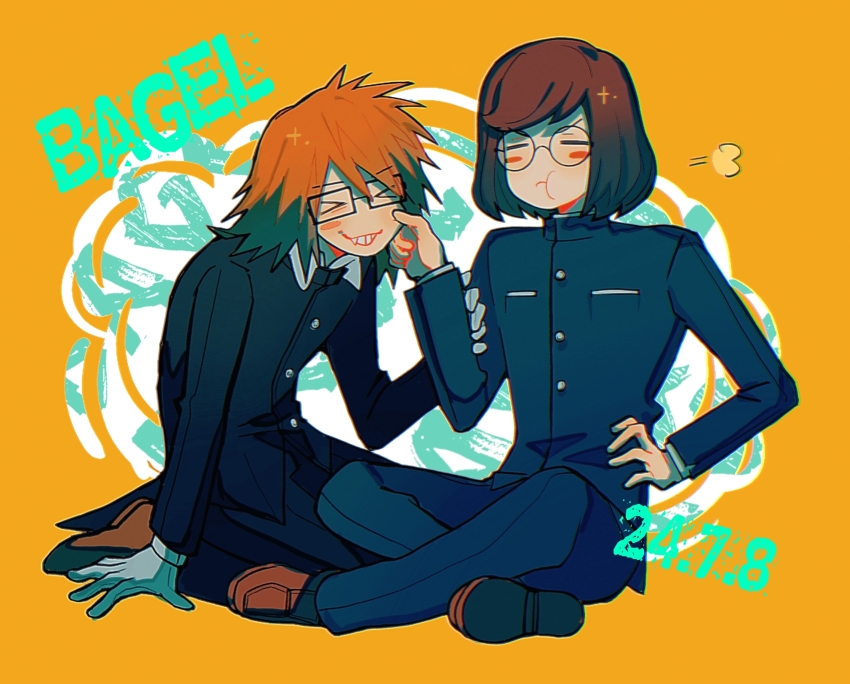 >_<, 2boys, :t, aged_down, bagel_(xinjinjumin900341874831), black_coat, brothers, brown_hair