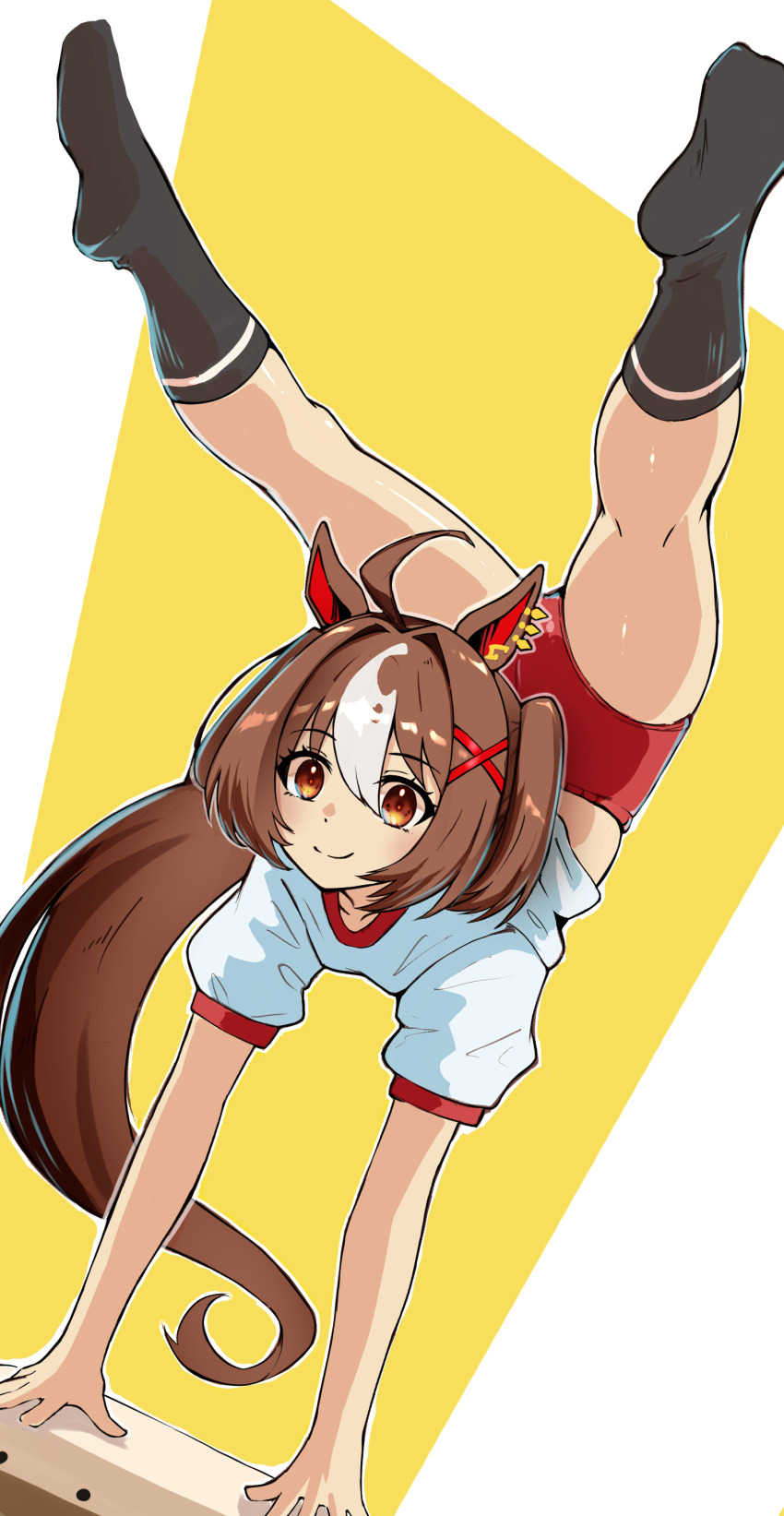 1girl, absurdres, ahoge, animal_ears, black_socks, brown_eyes, brown_hair, buruma, commentary_request, contortion, enukee, flexible, full_body, gran_alegria_(racehorse), gym_uniform, hair_ornament, handstand, highres, horse_ears, horse_girl, horse_tail, legs_up, looking_at_viewer, midriff_peek, partial_commentary, scorpion_pose, simple_background, smile, socks, solo, tail, tracen_training_uniform, umamusume, upside-down, x_(symbol), x_hair_ornament