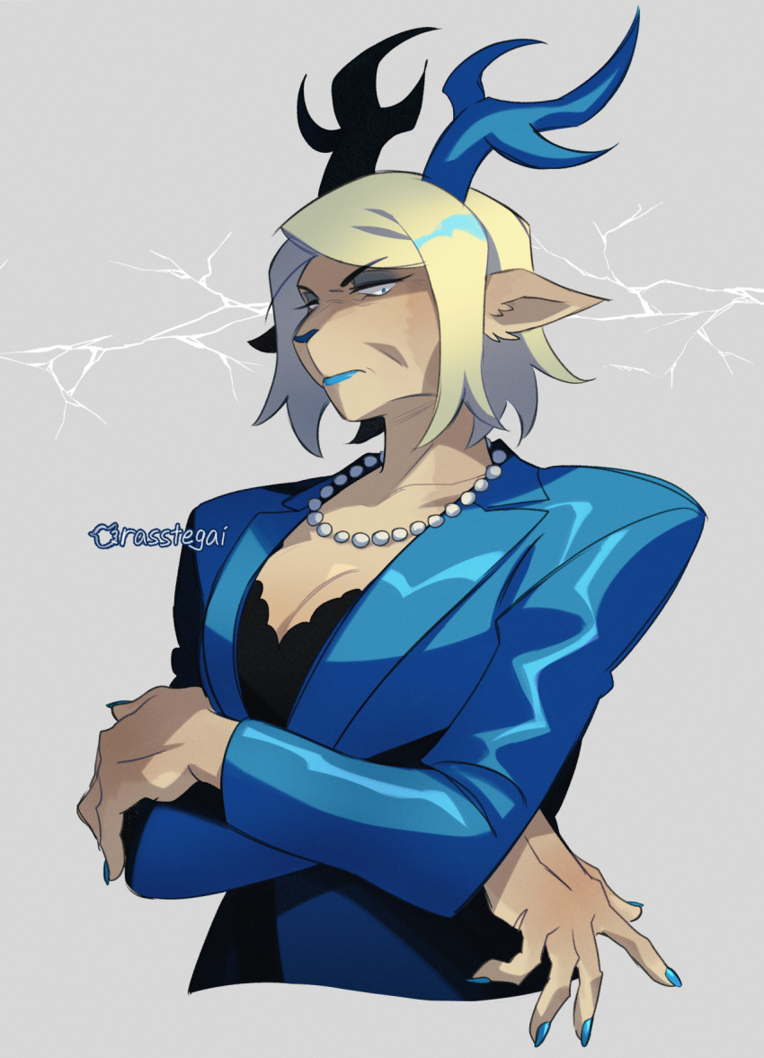 1girl, animal_ears, antlers, blonde_hair, blue_lips, blue_nails, breasts, carol_holiday, cleavage, cropped_torso, crossed_arms, deer_antlers, deer_ears, deer_girl, deltarune, furry, furry_female, glaring, grey_background, highres, horns, jewelry, mature_female, necklace, pearl_necklace, rasstegai, reindeer_antlers, reindeer_girl, short_hair, simple_background, solo, upper_body, utdr_(toby_fox)