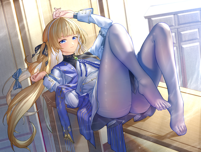 1girl, absurdres, arm_up, black_bow, black_collar, blonde_hair, blue_eyes, blue_sash