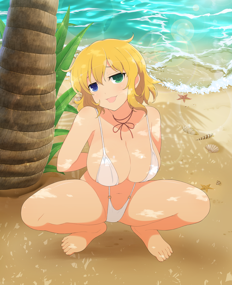 1girl, :3, armpit_crease, arms_behind_back, bare_shoulders, barefoot, beach, blonde_hair, blue_eyes, blush, breasts, cleavage, collarbone, dappled_sunlight, fern, green_eyes, hair_between_eyes, heterochromia, large_breasts, lens_flare, light_particles, looking_at_viewer, navel, non-web_source, o-ring, o-ring_one-piece_swimsuit, ocean, official_art, open_mouth, palm_tree, plant, ryouna_(senran_kagura), sand, seashell, senran_kagura, senran_kagura_shinovi_versus, shadow, shell, short_hair, sideboob, slingshot_swimsuit, smile, solo, sparkle, squatting, starfish, string_around_neck, sunlight, swimsuit, tongue, tree, water, waves, white_slingshot_swimsuit, yaegashi_nan