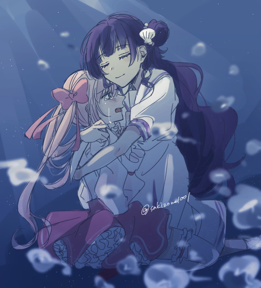 2girls, aquarium_wa_odoranai, blue_hair, bow, closed_eyes, dress, hair_bow, hair_bun, hair_ornament, highres, hug, kitty_(aquarium_wa_odoranai), long_hair, lulu_(aquarium_wa_odoranai), multiple_girls, pink_dress, pink_hair, sailor_collar, sakizome, shell, shell_hair_ornament, tears, twintails, underwater, white_dress