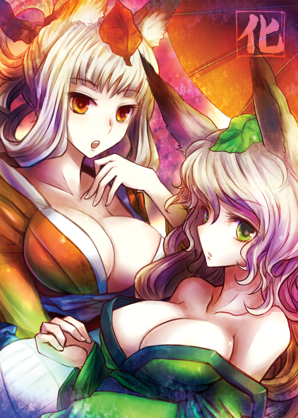 2girls, animal_ears, bare_shoulders, breasts, cleavage, female_focus, fox_ears, green_eyes