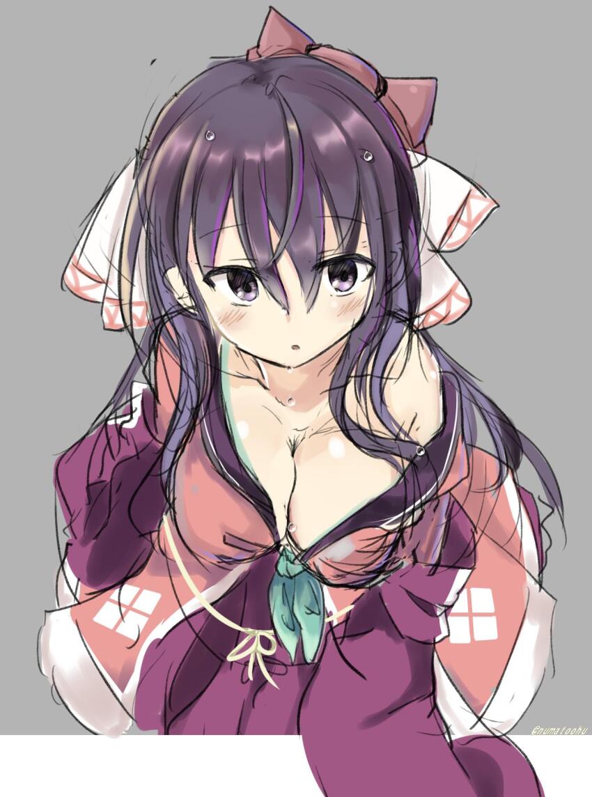 1girl, black_hair, breasts, cleavage, emil_chronicle_online, grey_background, hair_ornament, highres