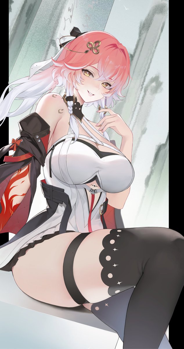 1girl, black_thighhighs, breasts, bright_pupils, brown_eyes, changli_(wuthering_waves), gradient_hair, hair_ornament, highres, large_breasts, long_hair, looking_at_viewer, multicolored_hair, pink_hair, rain_525, sitting, skindentation, smile, solo, tacet_mark_(wuthering_waves), thigh_strap, thighhighs, two-tone_hair, white_hair, white_mouth, white_pupils, wuthering_waves