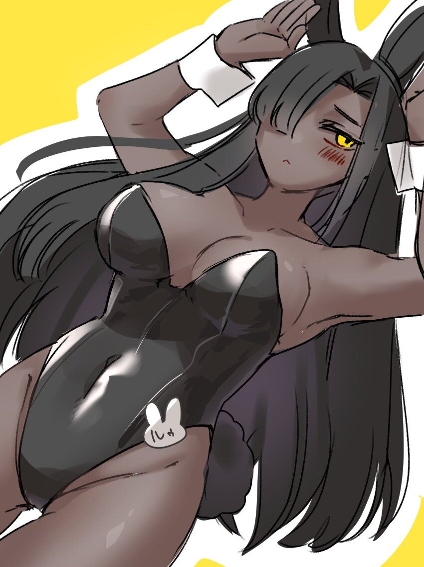 1girl, :<, absurdres, alternate_costume, animal_ears, black_hair, black_leotard, blush, breasts, covered_navel, dark-skinned_female, dark_skin, hair_over_one_eye, highres, leotard, limbus_company, long_hair, looking_at_viewer, playboy_bunny, project_moon, rabbit_ears, rabbit_pin, rabbit_tail, simple_background, solo, standing, strapless, strapless_leotard, tail, upper_body, white_wrist_cuffs, wrist_cuffs, yellow_background, yellow_eyes, yue_doux, zilu_(project_moon)