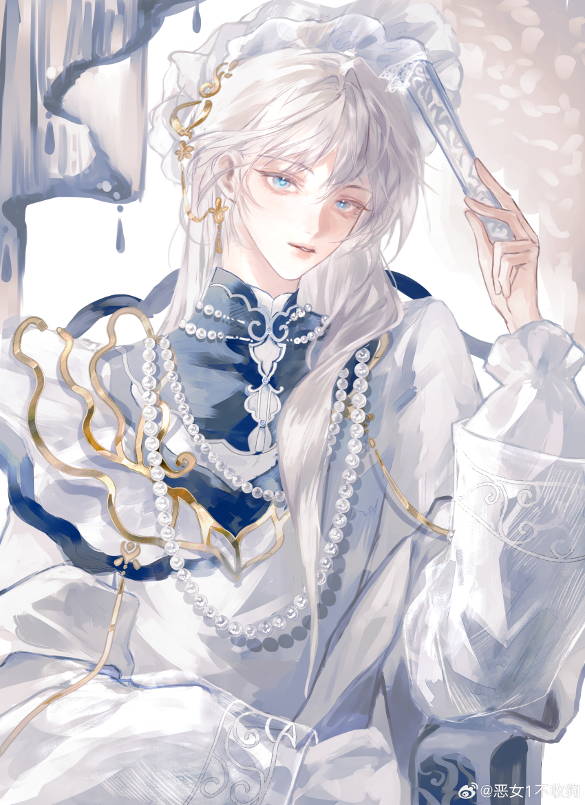 1boy, absurdres, alternate_costume, androgynous, armchair, becoming_a_god_in_the_zerg_world_by_livestreaming_bl_novels, blue_eyes, blue_shirt, bonnet, chair, chinese_clothes, chinese_commentary, curtains, e_nu_1_bu_shou_gou, elbow_rest, flower, folded_fan, folding_fan, frilled_sleeves, frills, gold_trim, hair_between_eyes, hair_flower, hair_ornament, hair_over_shoulder, hand_fan, hand_up, highres, holding, holding_fan, jacket, jewelry, lips, long_hair, long_sleeves, looking_at_viewer, male_focus, mandarin_collar, multiple_necklaces, necklace, parted_lips, pearl_necklace, shawl, shi_cunjin, shirt, sitting, sleeves_past_wrists, solo, upper_body, watermark, weibo_watermark, white_bonnet, white_hair, white_jacket, white_shawl, yunjian