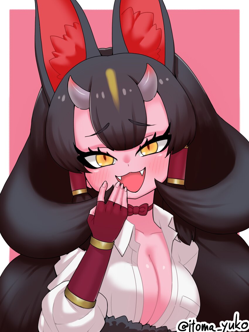 absurdres, animal_ears, belt, black_fur, black_hair, blonde_hair, blush, bow, bowtie, bracelet, breasts, brown_belt, cleavage, colored_skin, extra_ears, fangs, fingerless_gloves, fox_ears, fox_girl, fur_trim, gloves, gold_bracelet, hair_between_eyes, hair_tubes, hand_to_own_mouth, highres, horns, itoma_yuko, jewelry, kemono_friends, kemono_friends_3, kinkaku_(kemono_friends), looking_at_viewer, mesugaki, mesugaki_pose, multicolored_hair, multicolored_horns, open_mouth, oppai_loli, pink_horns, puffy_sleeves, quad_tails, red_bow, red_bowtie, red_gloves, red_skin, shirt, short_sleeves, small_horns, smug, white_shirt