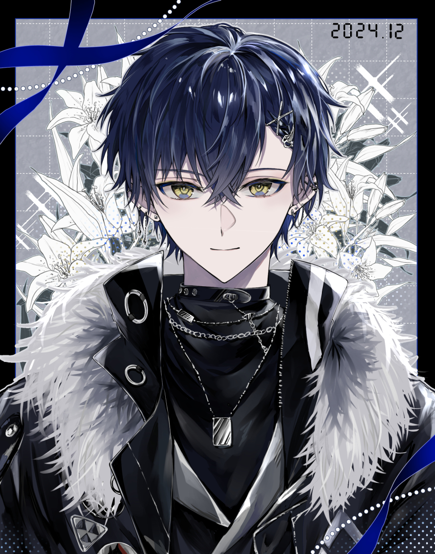 1boy, aka_shiro_mt, black_background, black_jacket, black_shirt, blue_hair, blue_ribbon, border, commentary_request, dog_tags, ear_piercing, flower, fur_collar, grey_background, grid_background, hair_ornament, highres, jacket, koyanagi_rou, koyanagi_rou_(2nd_costume), lily_(flower), looking_at_viewer, male_focus, multiple_necklaces, necklace, nijisanji, piercing, ribbon, shirt, smile, solo, straight-on, upper_body, virtual_youtuber, white_flower, x_hair_ornament