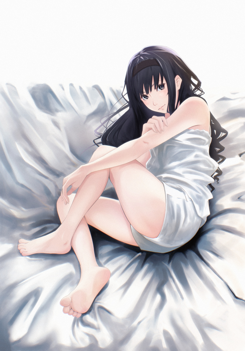 1girl, absurdres, alternate_costume, amagami, ass, bare_shoulders, barefoot, bed_sheet