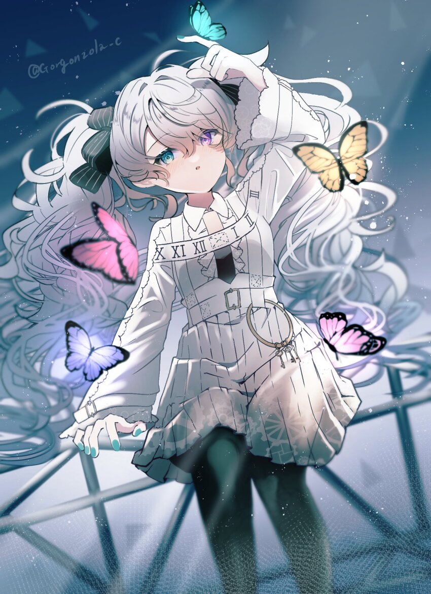 1girl, 25-ji_miku, 25-ji_nightcord_de._(project_sekai), aqua_eyes, arm_up, belt, black_pantyhose, blue_eyes