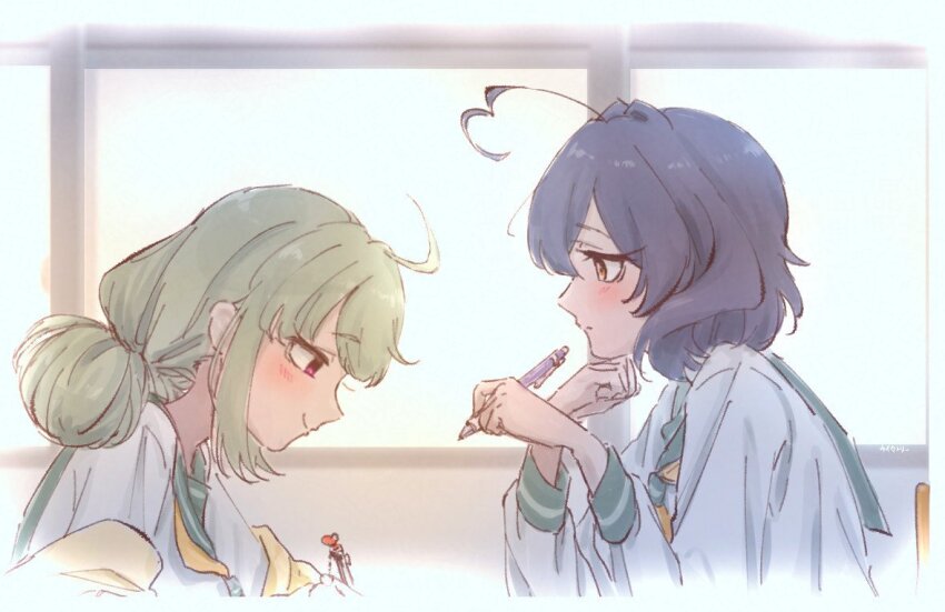 2girls, ahoge, araga_kiwi, black_hair, blonde_hair, double_bun, green_sailor_collar, hair_bun