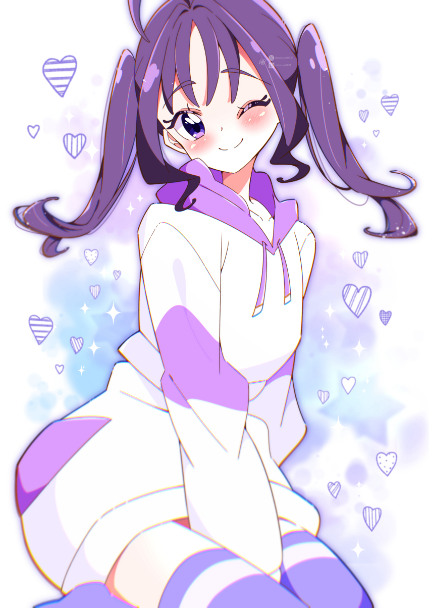 1girl, ;), absurdres, ahoge, arm_between_legs, blue_background, blush, closed_mouth