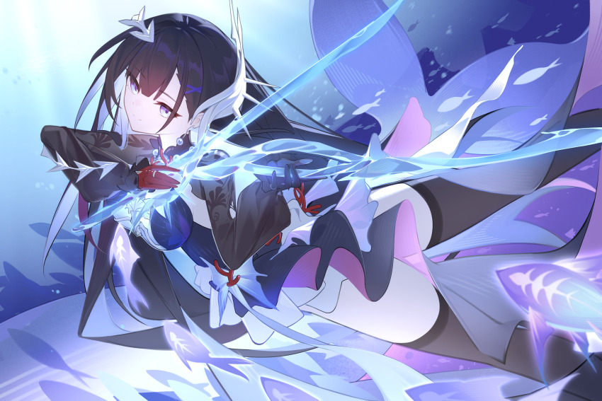1girl, afaalphaxd, black_dress, black_gloves, black_hair, black_thighhighs, breasts, closed_mouth, dress, gloves, hair_between_eyes, hair_ornament, highres, holding, holding_sword, holding_weapon, honkai:_star_rail, honkai_(series), hysilens_(honkai:_star_rail), long_hair, long_sleeves, looking_at_viewer, medium_breasts, purple_eyes, red_gloves, smile, solo, sword, thighhighs, underwater, very_long_hair, weapon