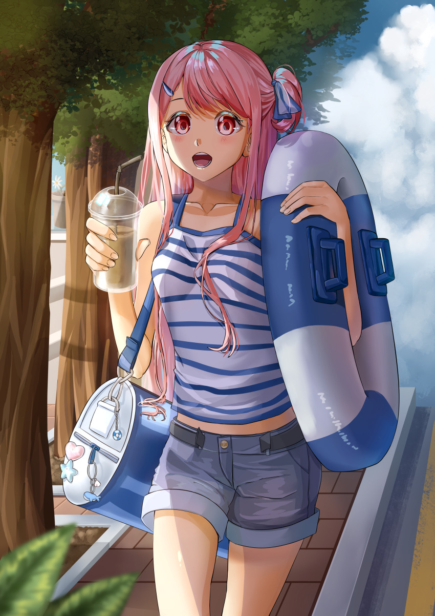 1girl, absurdres, animal_charm, aqua_eyeliner, asymmetrical_sidelocks, bag, bag_charm, bare_arms