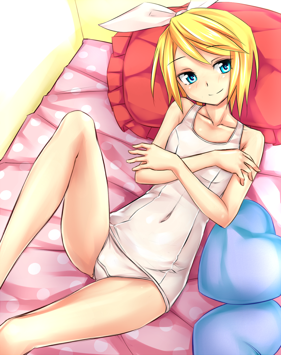 1girl, bad_id, bad_pixiv_id, bed, blonde_hair, blue_eyes, female_focus, heart