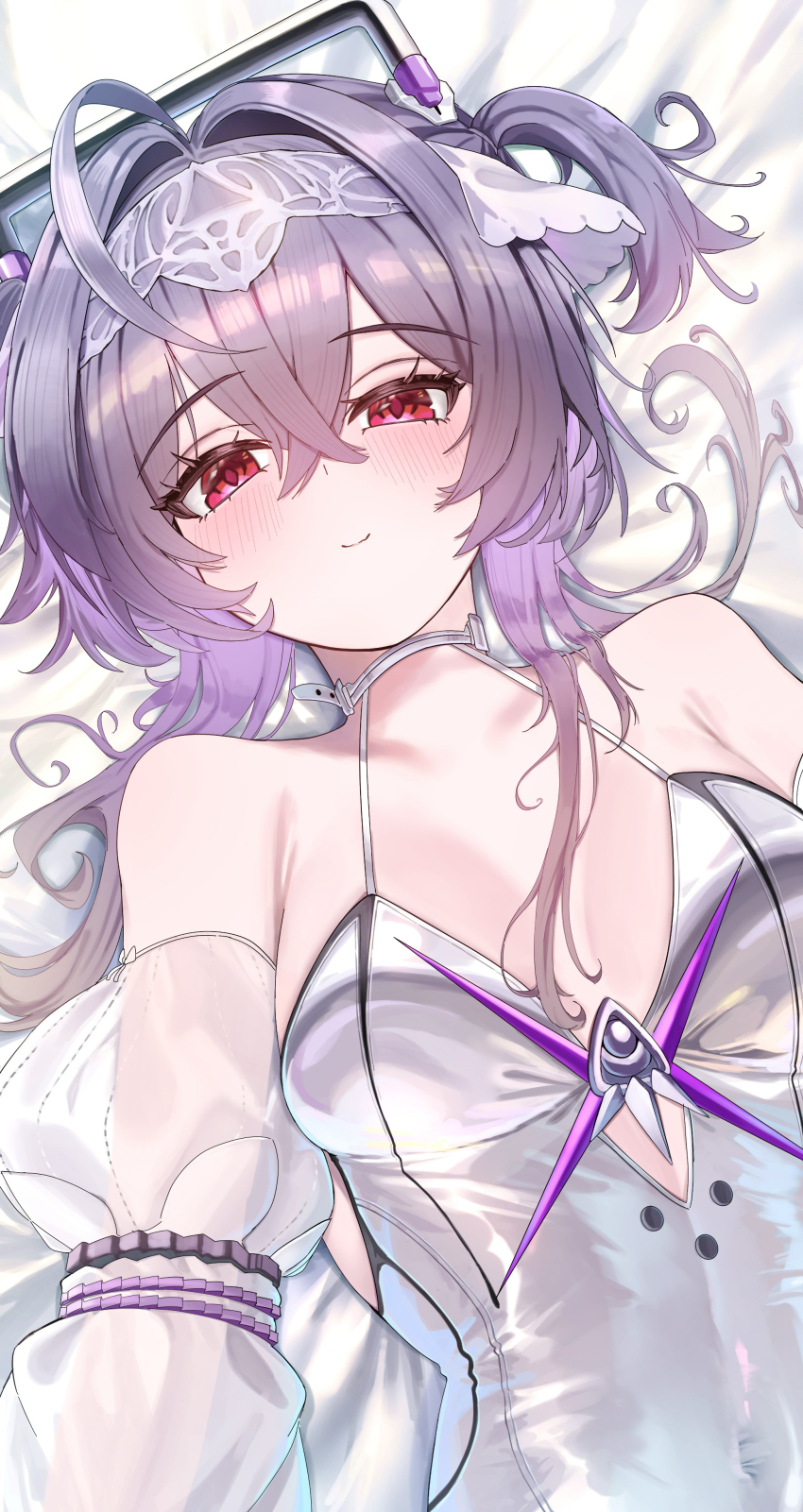 1girl, absurdres, ahoge, chestnutj37, commentary, commentary_request, goddess_of_victory:_nikke, hair_intakes, highres, leotard, liberalio_(nikke), lying, on_back, purple_eyes, red_eyes, smile, solo, upper_body, white_leotard