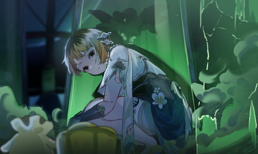 1girl, black_eyes, black_gloves, blonde_hair, blue_dress, cake_cat_(honkai:_star_rail), capelet, chinese_clothes, cosplay, dress, elbow_gloves, emi_lo, floral_print, flower, gloves, hair_ornament, highres, honkai:_star_rail, honkai_(series), indoors, jewelry, kanako_(fuwachu), looking_at_viewer, molten_cheese_tart_(honkai:_star_rail), necklace, pearl_necklace, plum, ruan_mei_(honkai:_star_rail), ruan_mei_(honkai:_star_rail)_(cosplay), short_hair, solo, stasis_tank, voice_actor_connection, white_capelet, white_flower