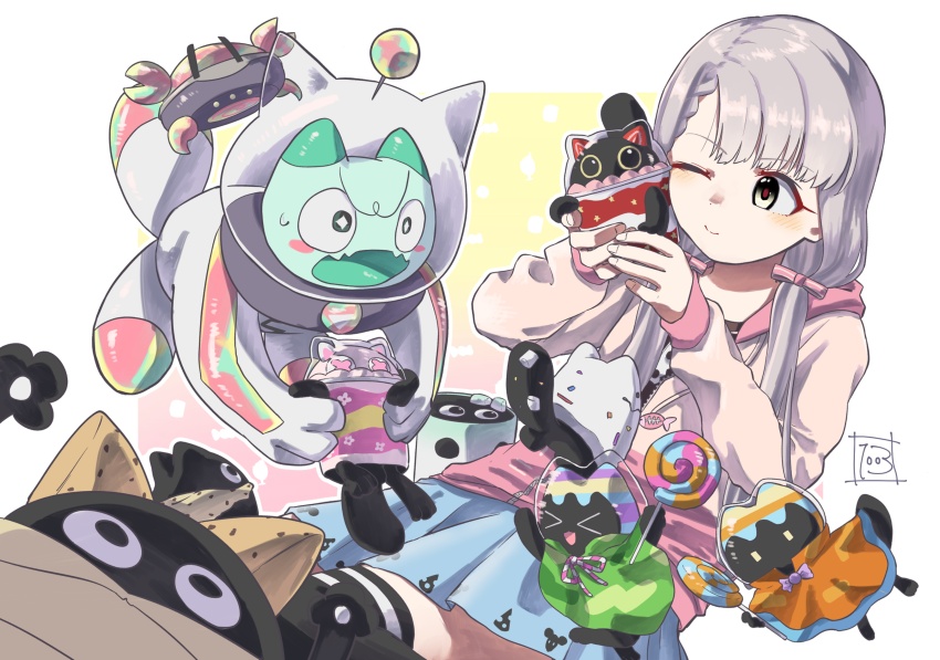 >_<, 1003_(ralto_0014), 1girl, :d, absurdres, asymmetrical_bangs, black_cat, black_thighhighs