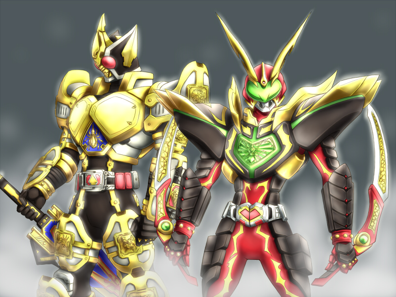 2boys, armor, belt, compound_eyes, dual_wielding, gold_armor, holding, holding_sword, holding_weapon, irisu_haniwa, kamen_rider, kamen_rider_blade, kamen_rider_blade_(king_form), kamen_rider_blade_(series), kamen_rider_chalice, kamen_rider_wild_chalice, multiple_boys, sword, weapon