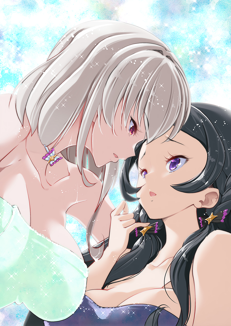2girls, bare_shoulders, black_hair, breasts, choker, commentary_request, grey_hair, hair_ornament