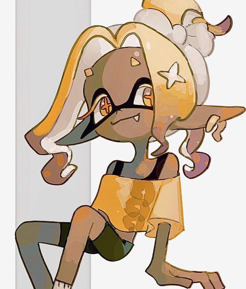 1girl, aluy01, blonde_hair, capelet, dark-skinned_female, dark_skin, fang, frye_(splatoon)