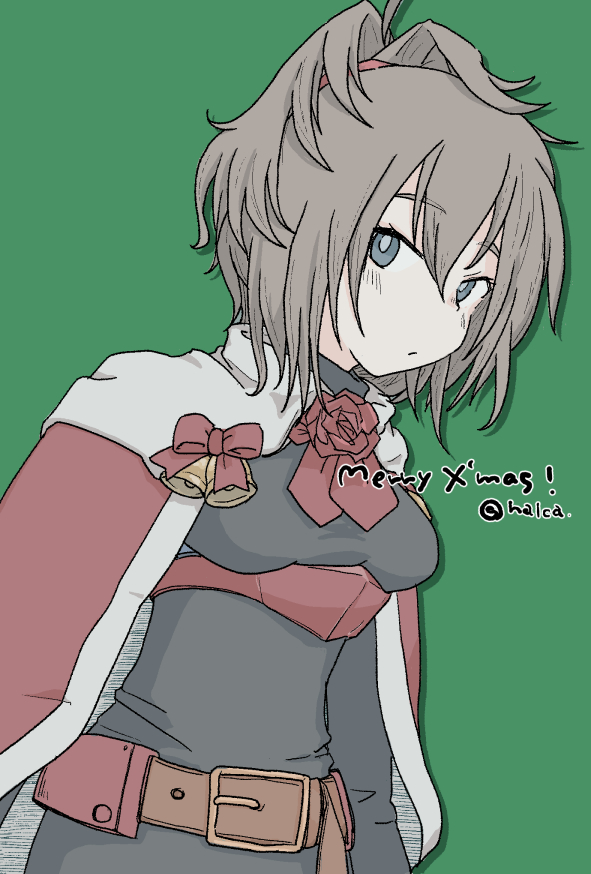 1girl, blue_eyes, breasts, brown_hair, capelet, fur-trimmed_capelet, fur_trim, green_background