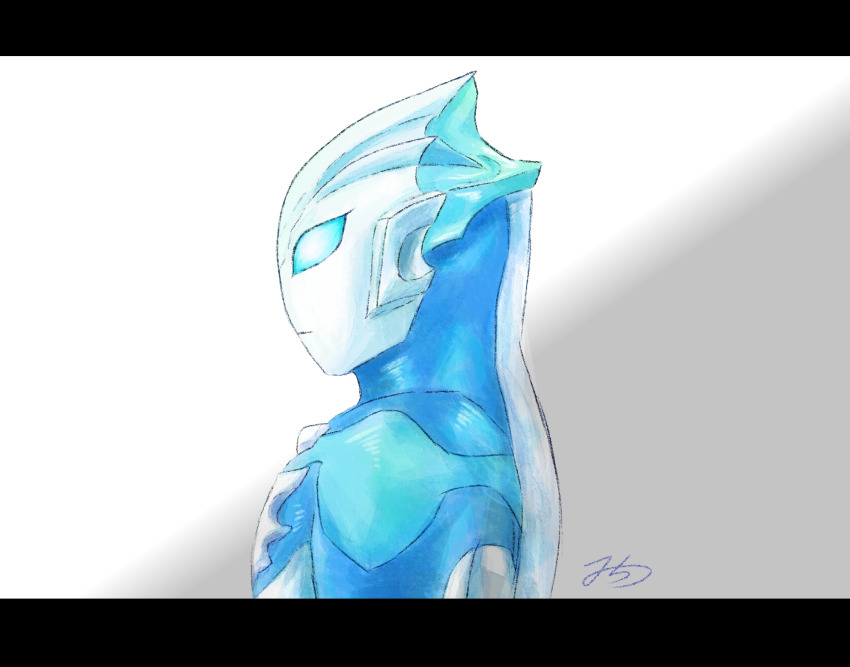 1boy, alien, blue_eyes, blue_skin, closed_mouth, colored_skin, commentary, dorsal_fin, expressionless, from_side, glowing, glowing_eyes, gradient_eyes, highres, letterboxed, looking_ahead, male_focus, mitino78, multicolored_eyes, multicolored_skin, no_pupils, overlighting, signature, silver_skin, simple_background, solo, spine, tokusatsu, tsurime, two-tone_skin, ultra_galaxy_(series), ultra_galaxy_fight:_the_absolute_conspiracy, ultra_series, ultraman_tregear, ultraman_tregear_early_style, white_background