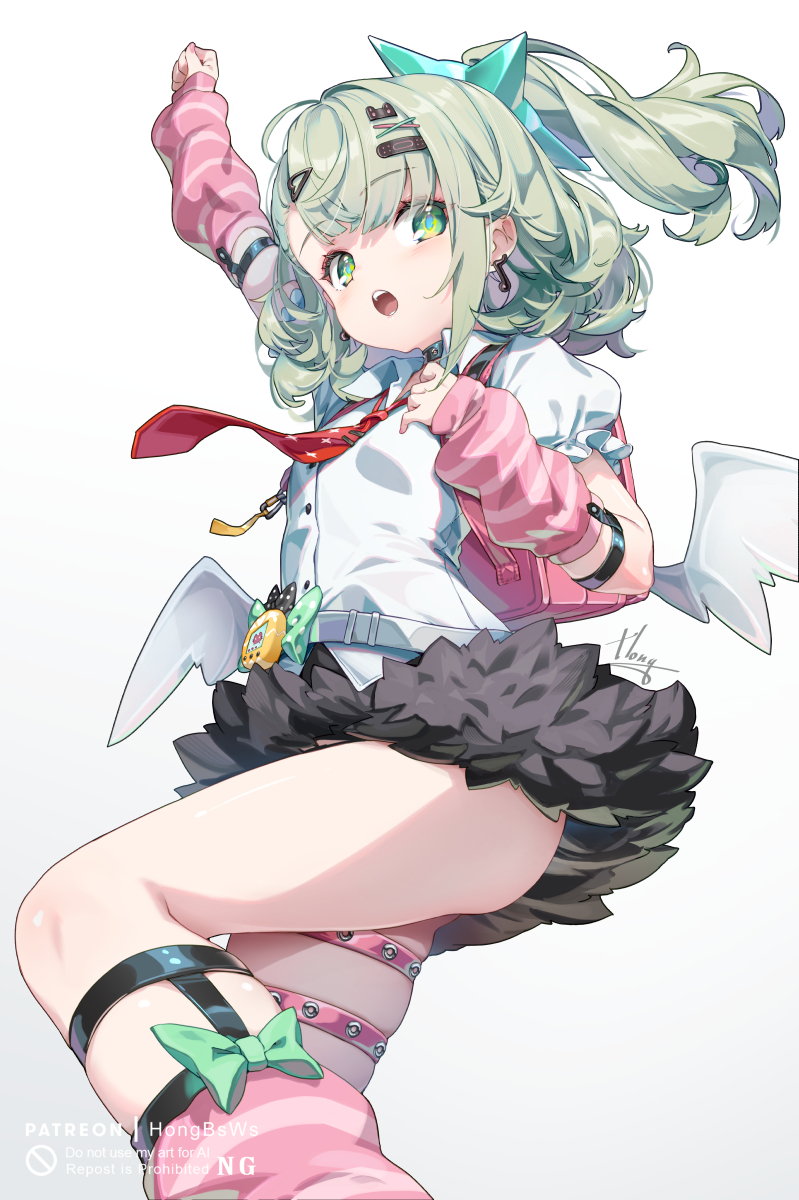 1girl, arm_up, arm_warmers, ass, backpack, bag, bandaid, bandaid_hair_ornament, black_skirt, earrings, green_eyes, green_hair, hair_ornament, highres, hong_(white_spider), jewelry, leg_warmers, loli, looking_at_viewer, multicolored_leg_warmers, multiple_hair_clips, multiple_thigh_straps, musical_note_earrings, necktie, one_side_up, open_mouth, pink_arm_warmers, pink_bag, pink_leg_warmers, red_necktie, shirt, simple_background, skirt, solo, standing, standing_on_one_leg, striped_arm_warmers, striped_leg_warmers, sunna_(zenless_zone_zero), thigh_strap, two-tone_leg_warmers, white_leg_warmers, white_shirt, winged_bag, y2k_fashion, zenless_zone_zero