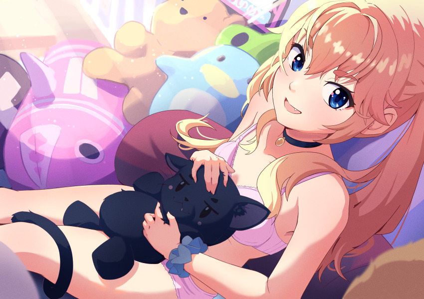 1girl, :d, \||/, absurdres, black_choker, blonde_hair, blue_eyes, blue_scrunchie