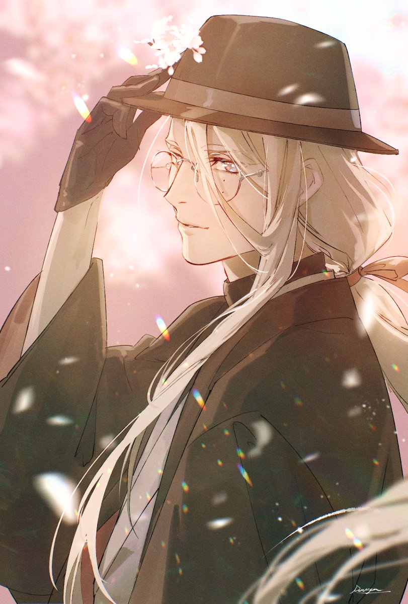 1boy, black_gloves, black_hat, bright_pupils, brown_eyes, cherry_blossoms, commentary_request, fate/grand_order, fate_(series), glasses, gloves, hanasaka_no_okina_(fate), hat, highres, kin_mokusei, light_smile, long_hair, looking_at_viewer, male_focus, mole, mole_under_eye, petals, pink_petals, ponytail, solo, white_hair, white_pupils