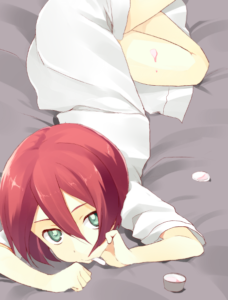 1boy, androgynous, bad_id, bad_pixiv_id, ecocube, eka_eri, green_eyes, inazuma_eleven, inazuma_eleven_(series), kiyama_hiroto, lying, male_focus, on_stomach, red_hair, short_hair, solo, trap