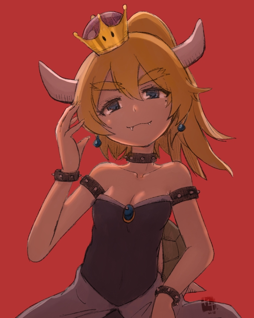 1girl, armlet, bare_shoulders, black_dress, blonde_hair, bowsette, bracelet, breasts, cleavage, closed_mouth, collar, commentary_request, crown, dress, earrings, fangs, fangs_out, hair_between_eyes, hand_up, highres, hikari151, horns, jewelry, long_hair, looking_at_viewer, mario_(series), new_super_mario_bros._u_deluxe, nintendo, red_background, revision, simple_background, smile, solo, spiked_armlet, spiked_bracelet, spiked_collar, spikes, super_crown, thick_eyebrows, upper_body