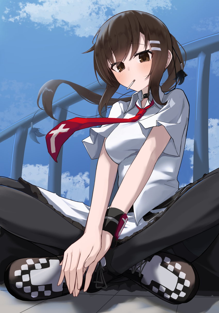 1girl, absurdres, black_choker, brown_eyes, brown_hair, choker, commentary_request, crossed_legs