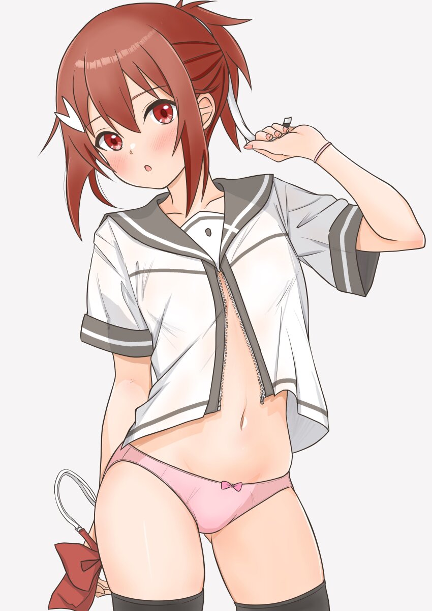 1girl, :o, absurdres, black_thighhighs, blush, bow, bow_panties, bowtie, bracelet, commentary_request, cowboy_shot, gluteal_fold, grey_background, grey_sailor_collar, hair_between_eyes, hair_ornament, hair_ribbon, hairclip, hand_up, highres, holding, holding_bow_(ornament), jewelry, looking_at_viewer, man12sikata-04, navel, no_pants, panties, parted_lips, pink_panties, ponytail, red_bow, red_bowtie, red_eyes, red_hair, ribbon, sailor_collar, sanshuu_middle_school_uniform, school_uniform, shirt, short_ponytail, short_sleeves, simple_background, solo, standing, thighhighs, underwear, white_ribbon, white_shirt, yuuki_yuuna, yuuki_yuuna_wa_yuusha_de_aru, yuusha_de_aru, zipper