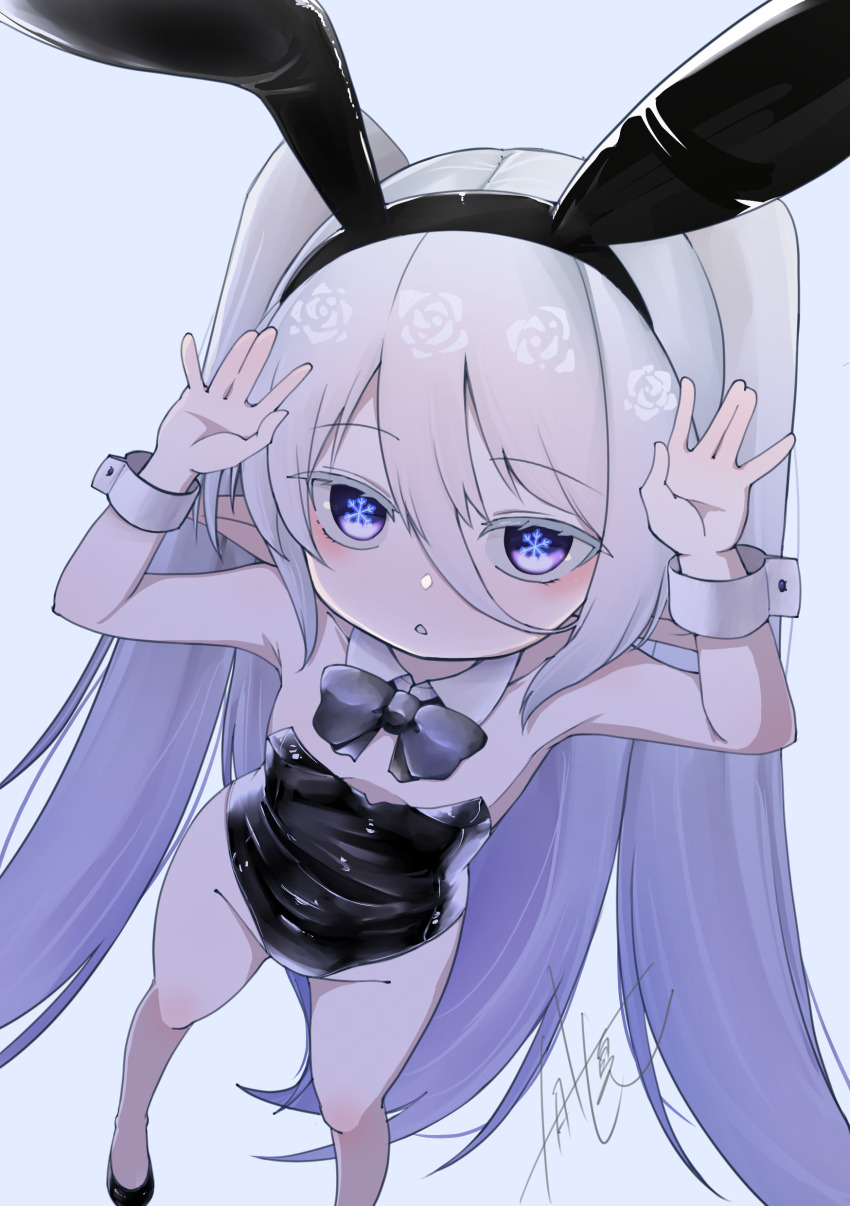 1girl, animal_ears, arms_up, bare_legs, black_bow, black_bowtie, black_hairband, black_leotard