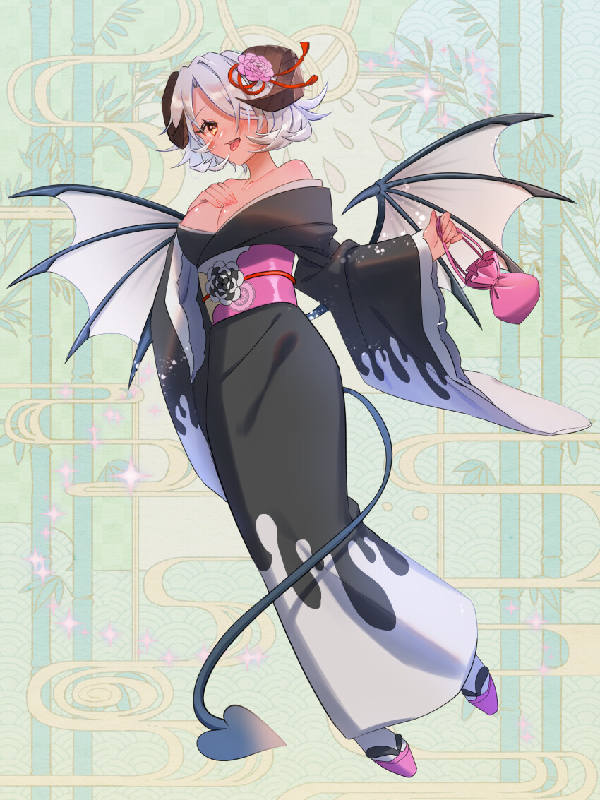 1girl, bare_shoulders, black_kimono, blush, breasts, brown_horns, chain_paradox, curled_horns, dark-skinned_female, dark_skin, demon_tail, flower, full_body, hair_flower, hair_ornament, hair_over_one_eye, highres, horns, japanese_clothes, kimono, kinchaku, large_breasts, looking_at_viewer, medium_breasts, obi, open_mouth, piedad_rozano, platform_sandals, pouch, re_atorie, sandals, sash, socks, solo, standing, tail, white_socks, wins, yellow_eyes