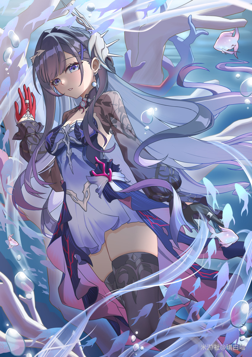 1girl, absurdres, asymmetrical_gloves, black_gloves, black_hair, black_thighhighs, blue_dress, blue_eyes