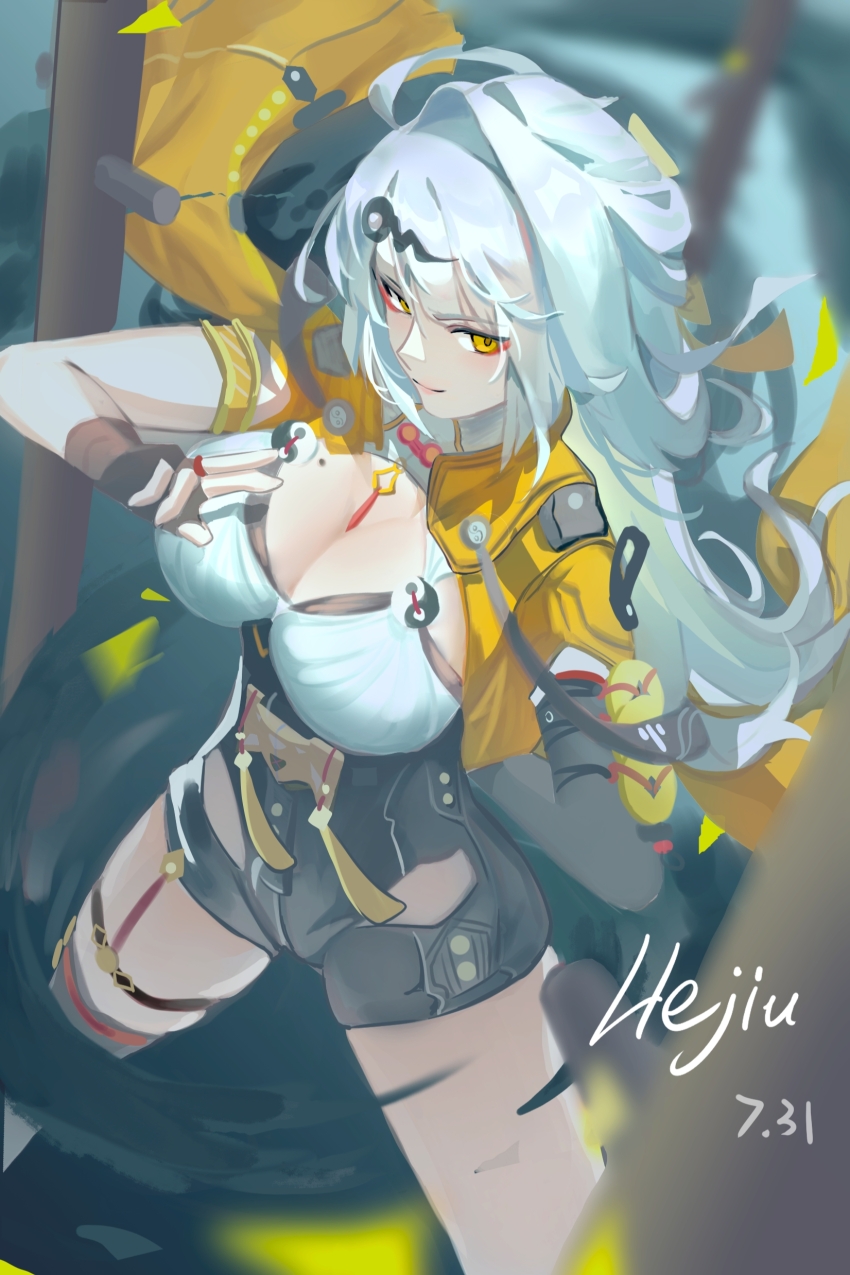 1girl, absurdres, ahoge, artist_name, black_gloves, black_shorts, breasts, chinese_commentary