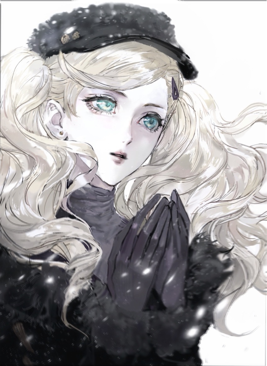 1girl, absurdres, alternate_costume, bai_yu_tang, black_coat, black_hat, blonde_hair, blue_eyes, chinese_commentary, coat, commentary_request, earrings, fur-trimmed_coat, fur_trim, gloves, grey_gloves, grey_scarf, hair_ornament, hairclip, hat, highres, jewelry, lips, parted_bangs, parted_lips, persona, persona_5, scarf, snow, snowing, solo, stud_earrings, takamaki_anne, twintails, upper_body, wavy_hair, white_background