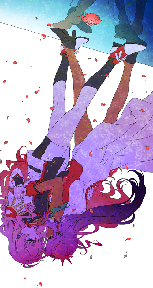 1990s_(style), 2girls, bad_id, bad_pixiv_id, barefoot, bike_shorts, black_legwear, blue_eyes