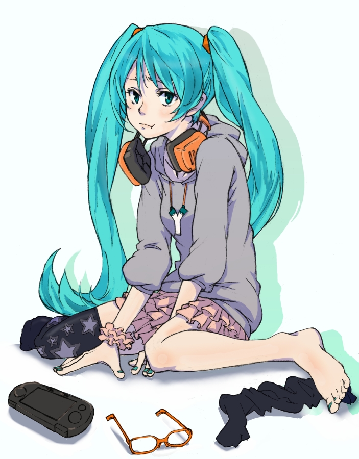 1girl, aqua_eyes, aqua_hair, barefoot, feet, female_focus, frills, full_body