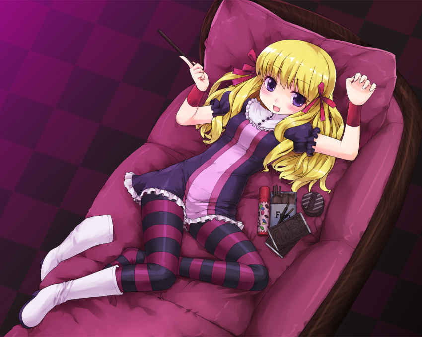 00s, 1girl, blonde_hair, chocolate, food, gothic_lolita, ktsecond, lola_(venus_versus_virus)