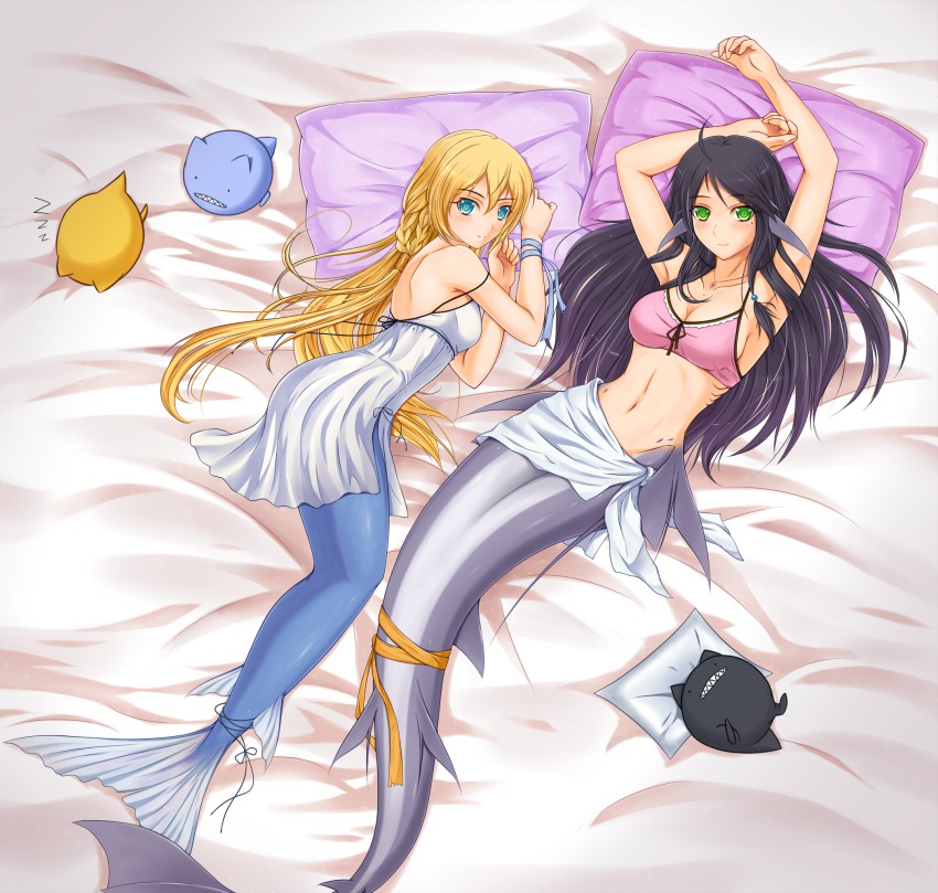 2girls, aqua_eyes, armpits, arms_up, bare_shoulders, bed_sheet, black_hair, blonde_hair
