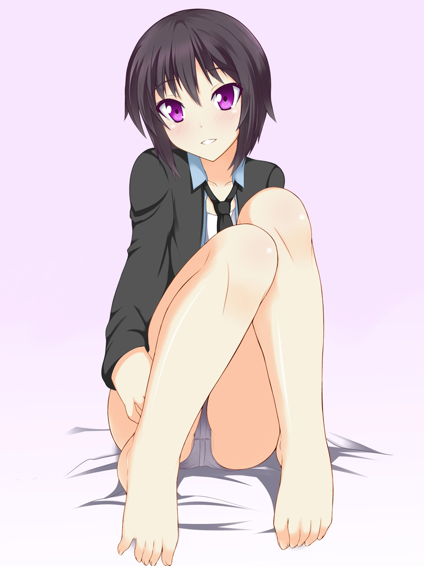 10s, 1girl, bad_id, bad_pixiv_id, barefoot, black_hair, blush, boku_wa_tomodachi_ga_sukunai