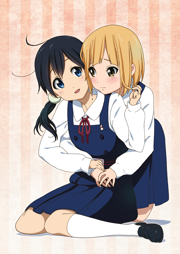 10s, 2girls, black_hair, blonde_hair, blue_eyes, blush, bow, bowtie, cheek-to-cheek, couple, enshinryoku_(ticktack), female_focus, green_eyes, heads_together, hug, hug_from_behind, kitashirakawa_tamako, kneehighs, kneeling, loafers, long_hair, mole, multiple_girls, open_mouth, school_uniform, shoes, short_hair, sitting, smile, socks, striped_background, tamako_market, tokiwa_midori, vertical_stripes, wariza, white_legwear, yuri